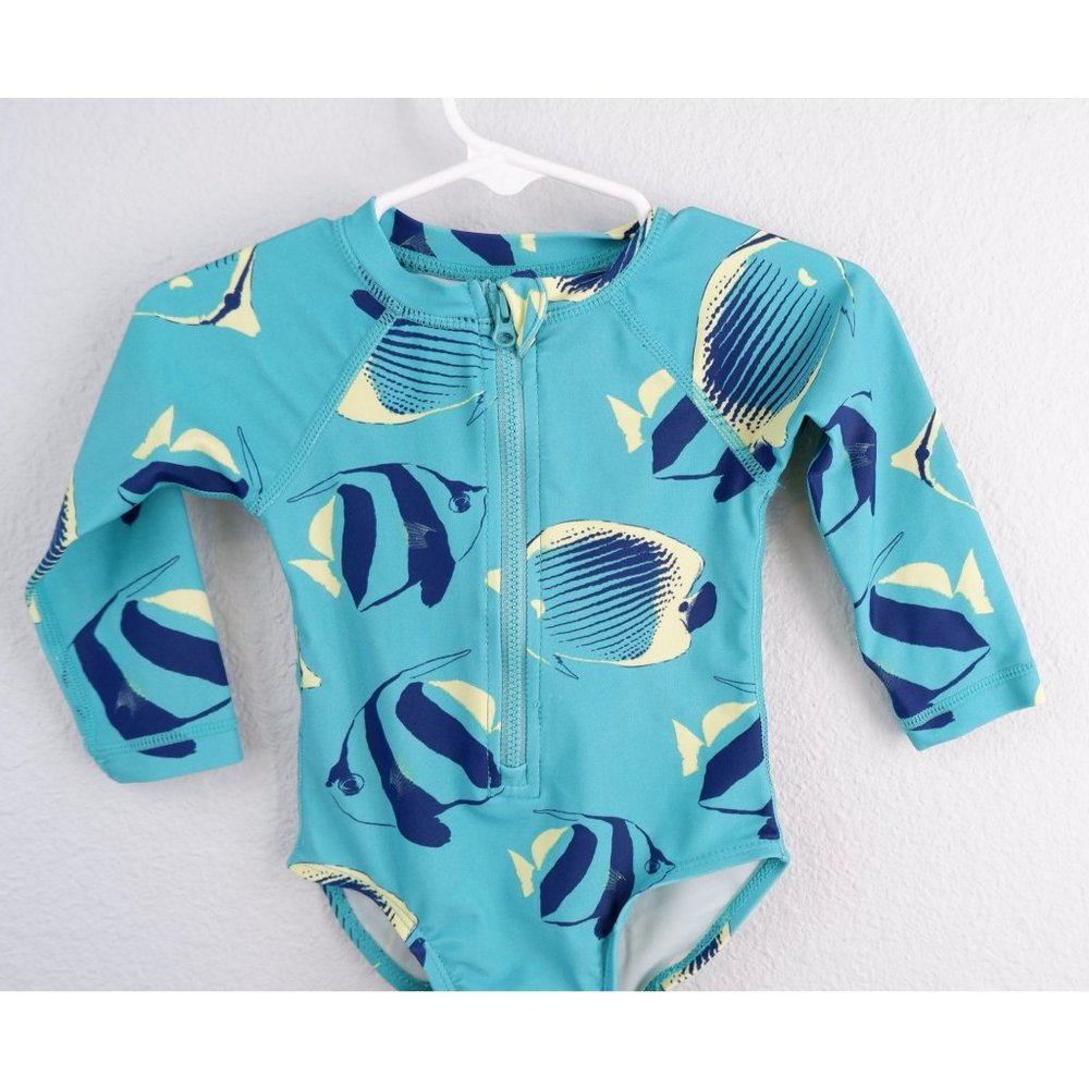 Tea Collection Fish Pattern Rashguard Swimsuit, size 6-9 months - Picture 2 of 8